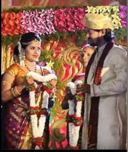 anchor Anushree