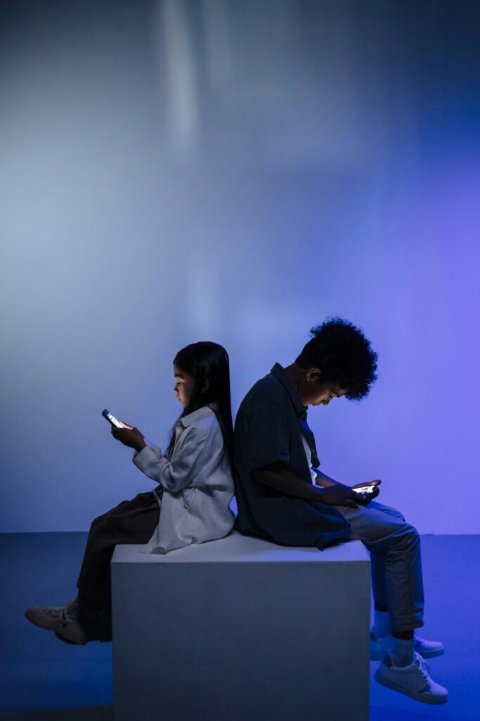 digital distraction phone addiction productivity loss
